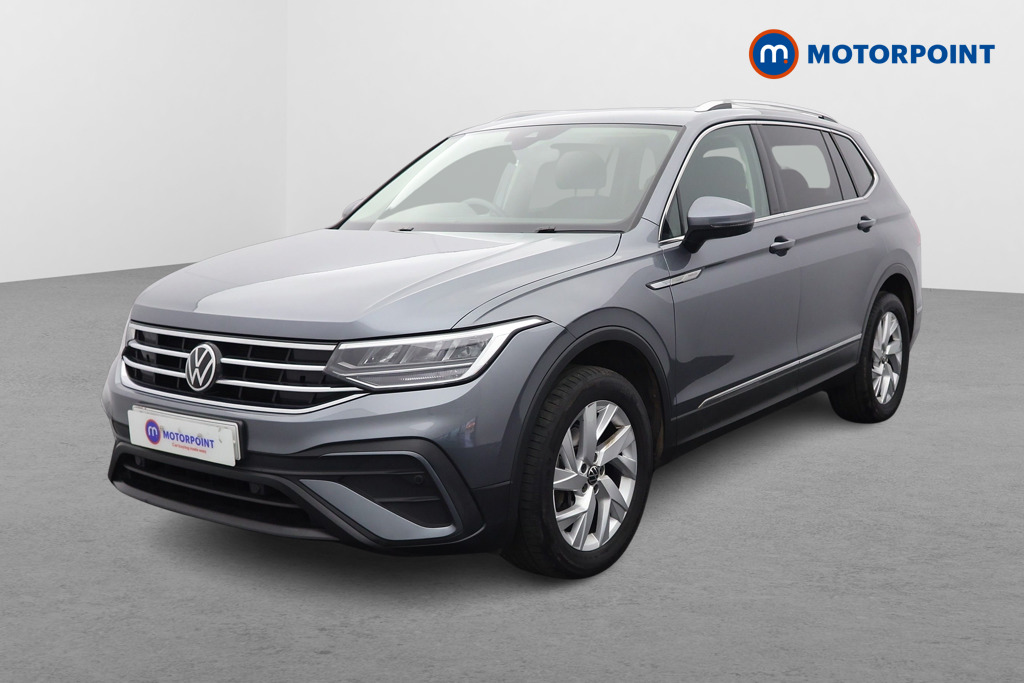 Volkswagen Tiguan Allspace Life Automatic Petrol SUV - Stock Number (1604910) - Passenger side front corner
