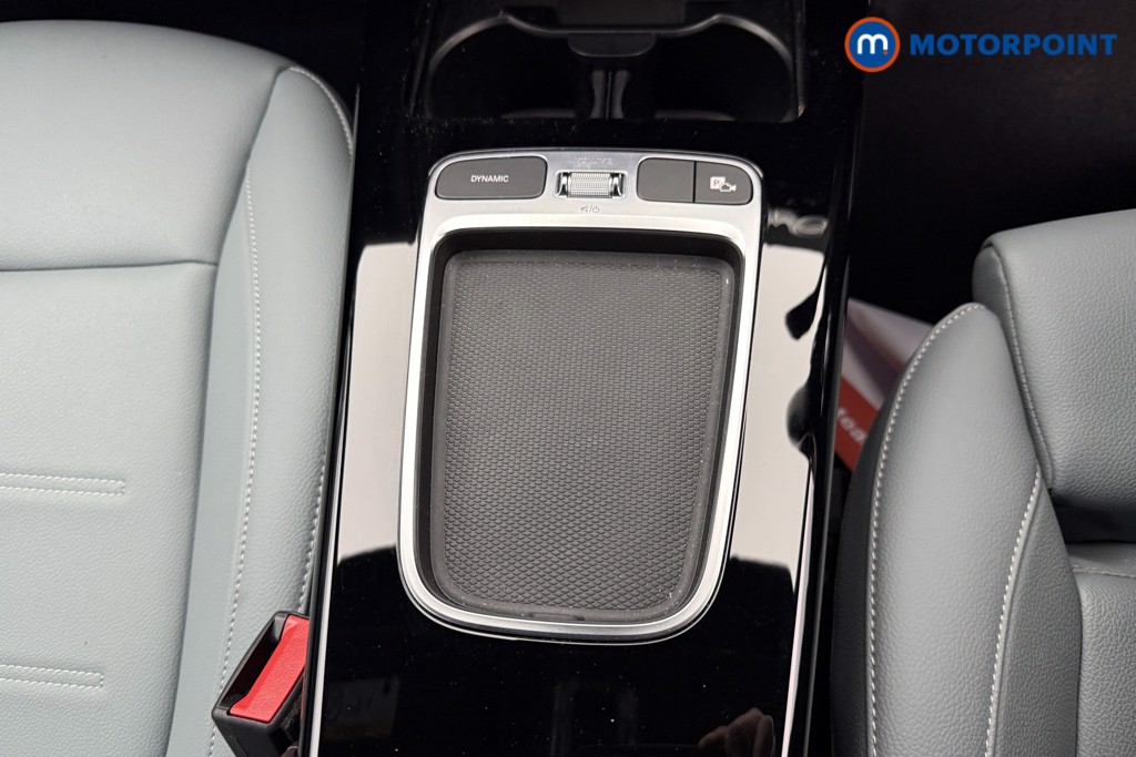 Mercedes-Benz CLA Amg Line Automatic Petrol Plug-In Hybrid Estate - Stock Number (1605040) - 11th supplementary image