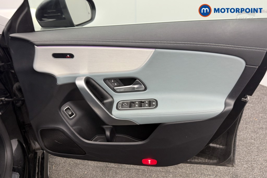 Mercedes-Benz CLA Amg Line Automatic Petrol Plug-In Hybrid Estate - Stock Number (1605040) - 17th supplementary image