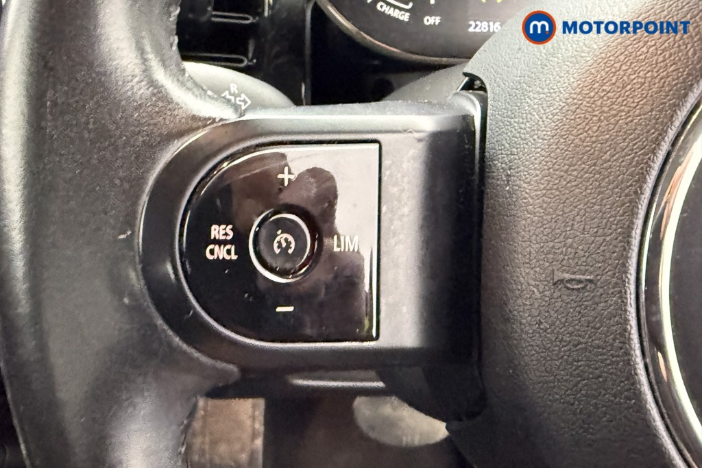 Mini Hatchback Cooper S Level 1 Automatic Electric Hatchback - Stock Number (1605206) - 14th supplementary image