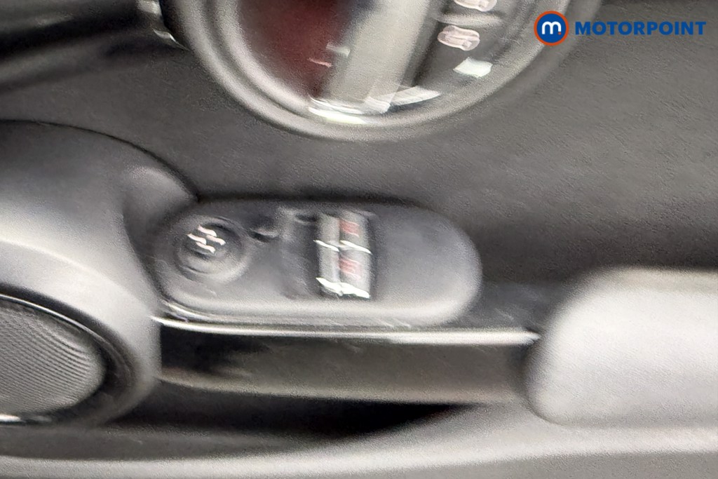 Mini Hatchback Cooper S Level 1 Automatic Electric Hatchback - Stock Number (1605206) - 17th supplementary image