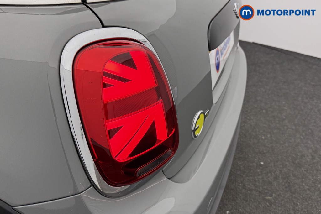 Mini Hatchback Cooper S Level 1 Automatic Electric Hatchback - Stock Number (1605206) - 24th supplementary image