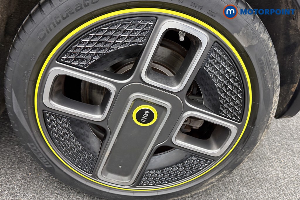 Mini Hatchback Cooper S Level 1 Automatic Electric Hatchback - Stock Number (1605206) - 29th supplementary image