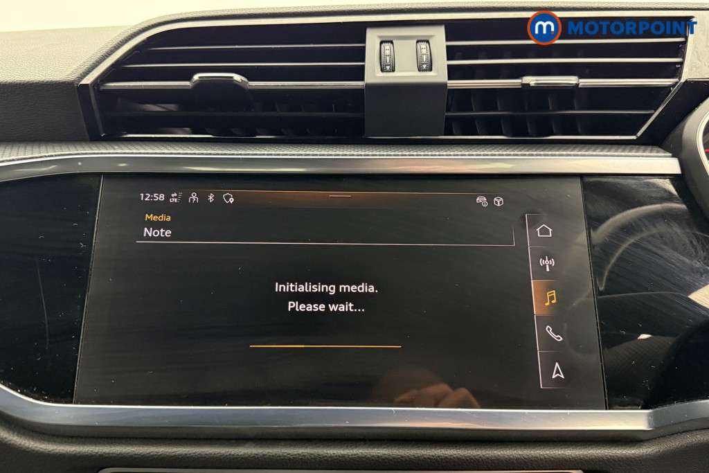 Audi Q3 S Line Manual Petrol SUV - Stock Number (1605220) - 7th supplementary image