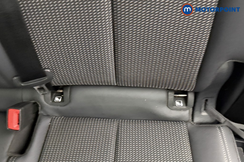 Audi Q3 S Line Manual Petrol SUV - Stock Number (1605220) - 24th supplementary image