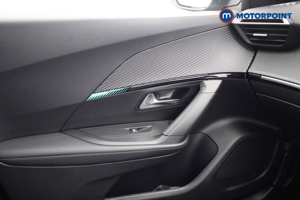 Peugeot 2008 Allure Premium-Plus Automatic Petrol SUV - Stock Number (1605697) - 13th supplementary image