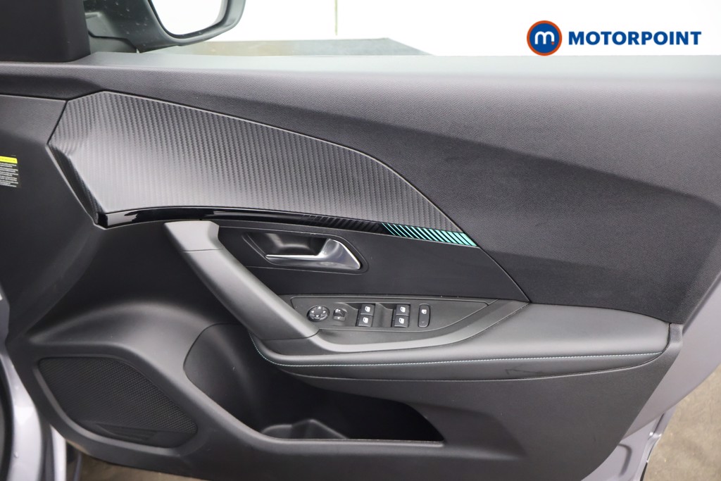 Peugeot 2008 Allure Premium-Plus Automatic Petrol SUV - Stock Number (1605697) - 14th supplementary image