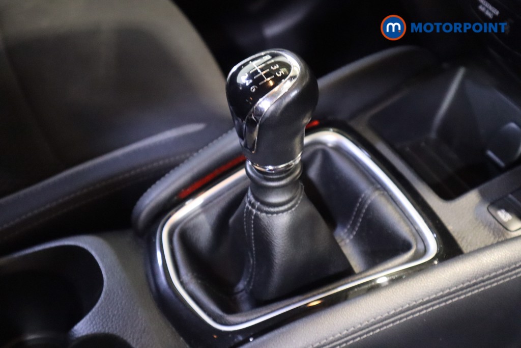 Nissan Qashqai Acenta Premium Manual Diesel SUV - Stock Number (1606069) - 5th supplementary image