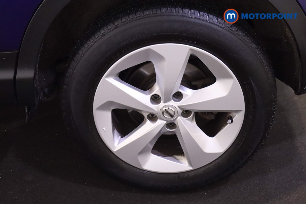 Nissan Qashqai Acenta Premium Manual Diesel SUV - Stock Number (1606069) - 9th supplementary image