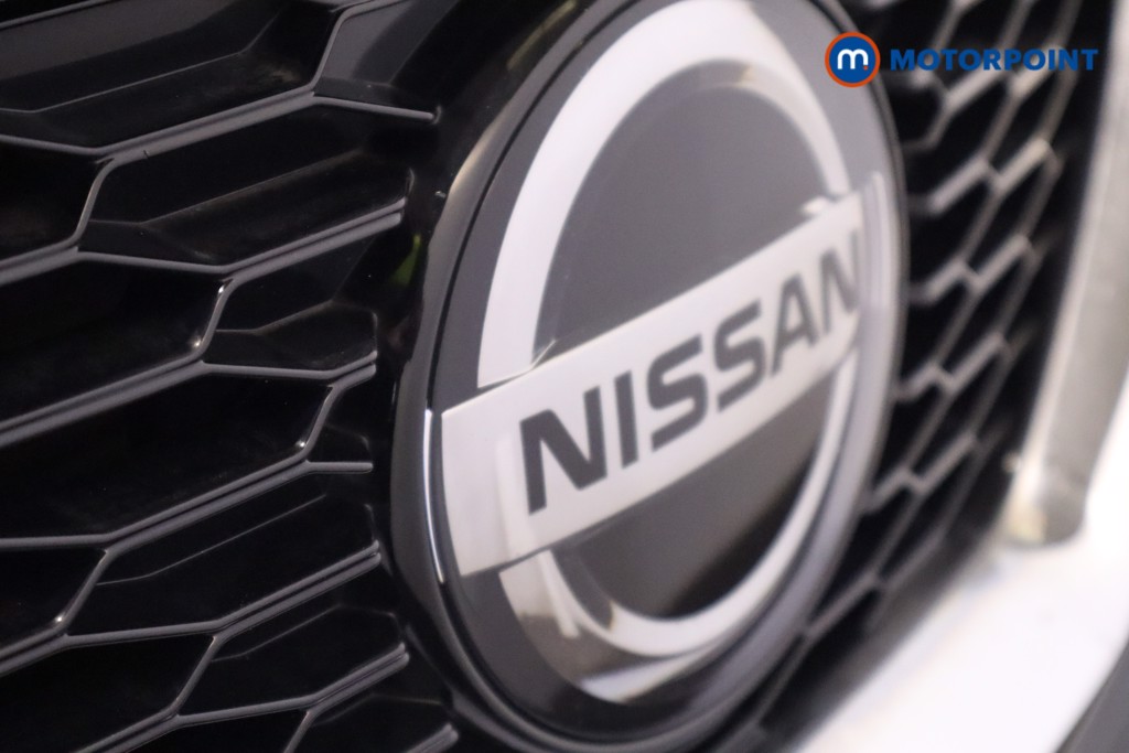 Nissan Qashqai Acenta Premium Manual Diesel SUV - Stock Number (1606069) - 23rd supplementary image