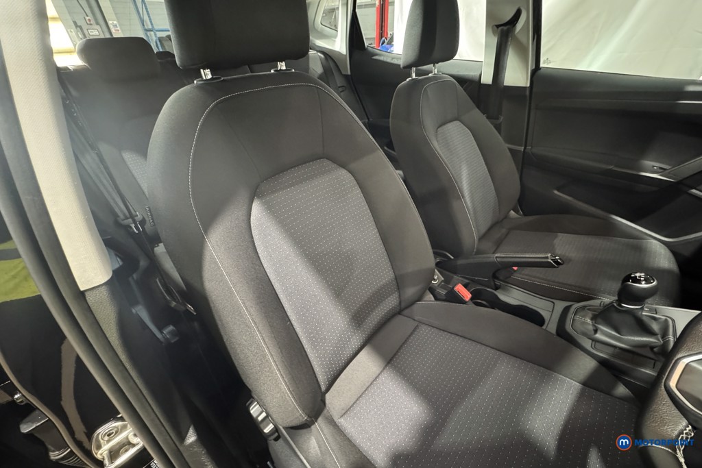 Seat Ibiza SE Manual Petrol Hatchback - Stock Number (1606893) - 5th supplementary image