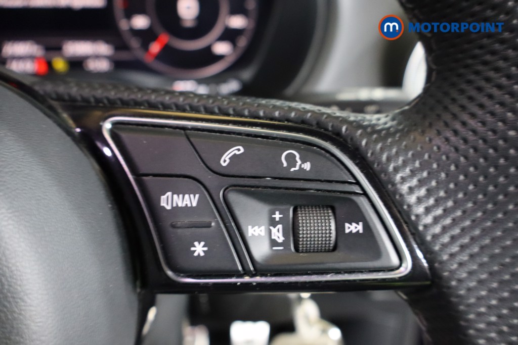 Audi Q2 Black Edition Manual Petrol SUV - Stock Number (1583613) - 15th supplementary image