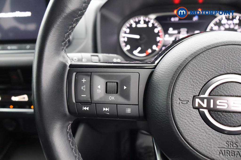 Nissan Qashqai Acenta Premium Manual Petrol SUV - Stock Number (1588773) - 2nd supplementary image