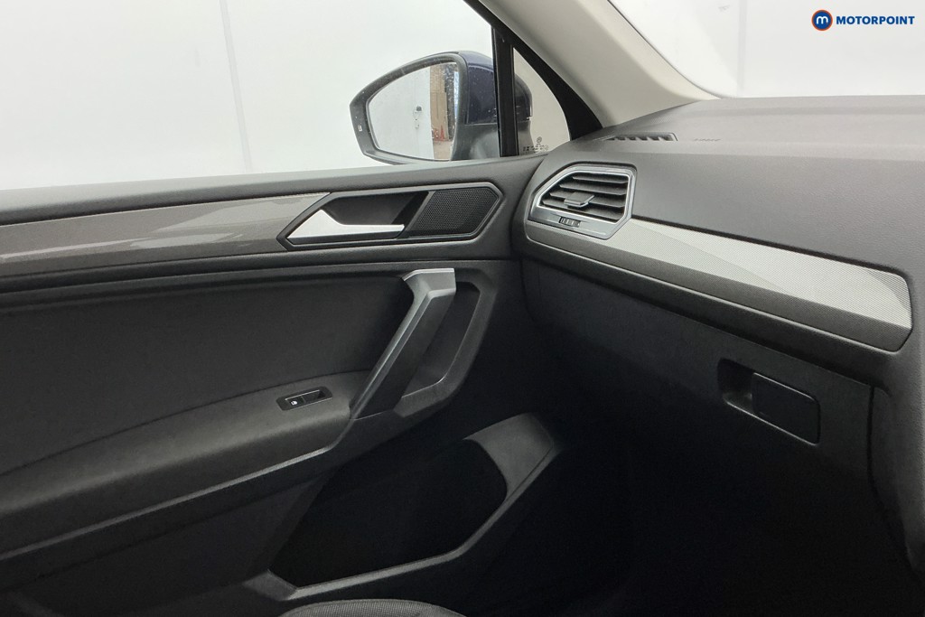 Volkswagen Tiguan Allspace Life Automatic Petrol SUV - Stock Number (1589578) - 20th supplementary image