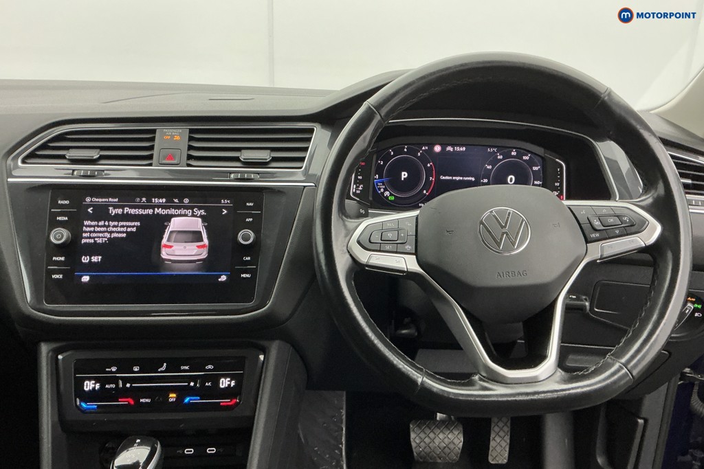 Volkswagen Tiguan Allspace Life Automatic Petrol SUV - Stock Number (1589578) - 1st supplementary image