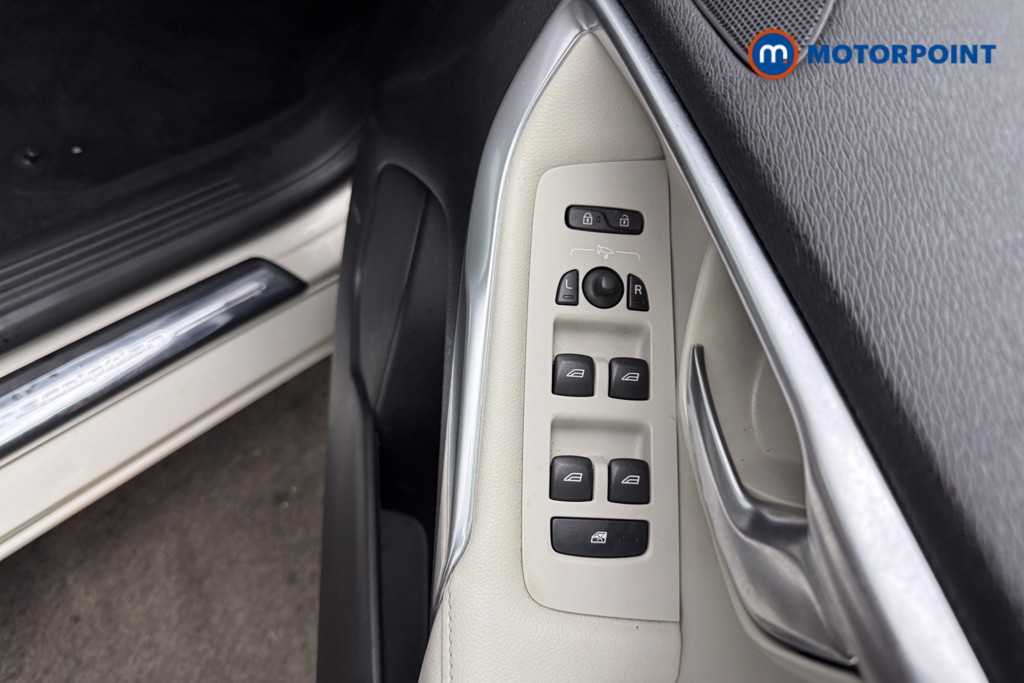 Volvo V40 Inscription Automatic Petrol Hatchback - Stock Number (1590630) - 16th supplementary image