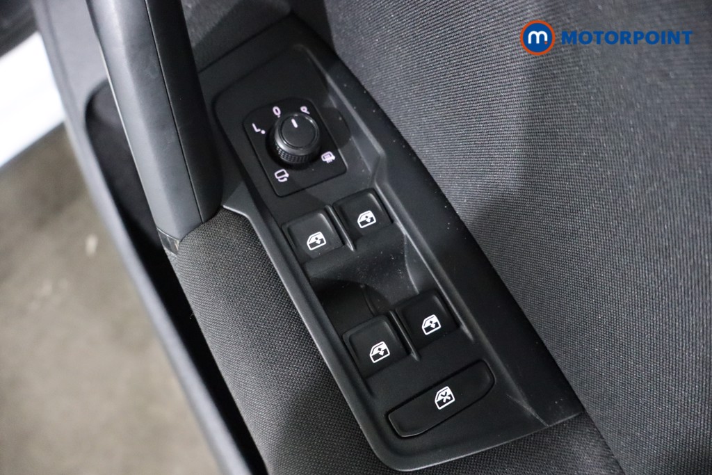 Volkswagen Tiguan Match Manual Petrol SUV - Stock Number (1591345) - 18th supplementary image