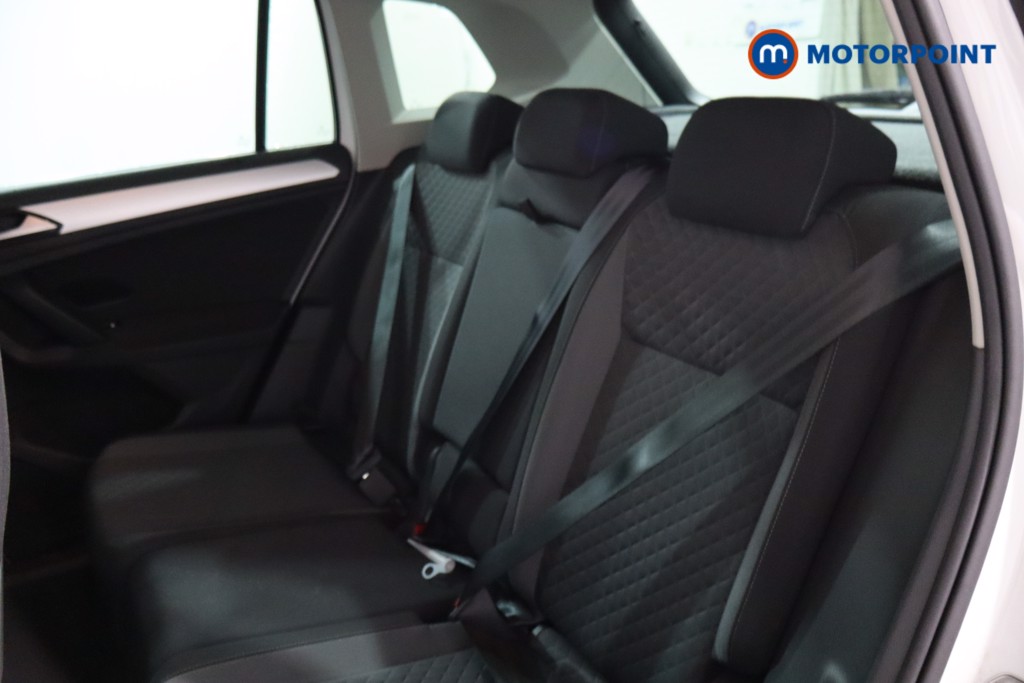 Volkswagen Tiguan Match Manual Petrol SUV - Stock Number (1591345) - 20th supplementary image