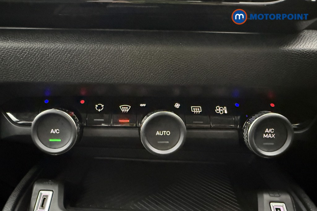 Citroen C4 YOU Manual Petrol Hatchback - Stock Number (1593977) - 9th supplementary image