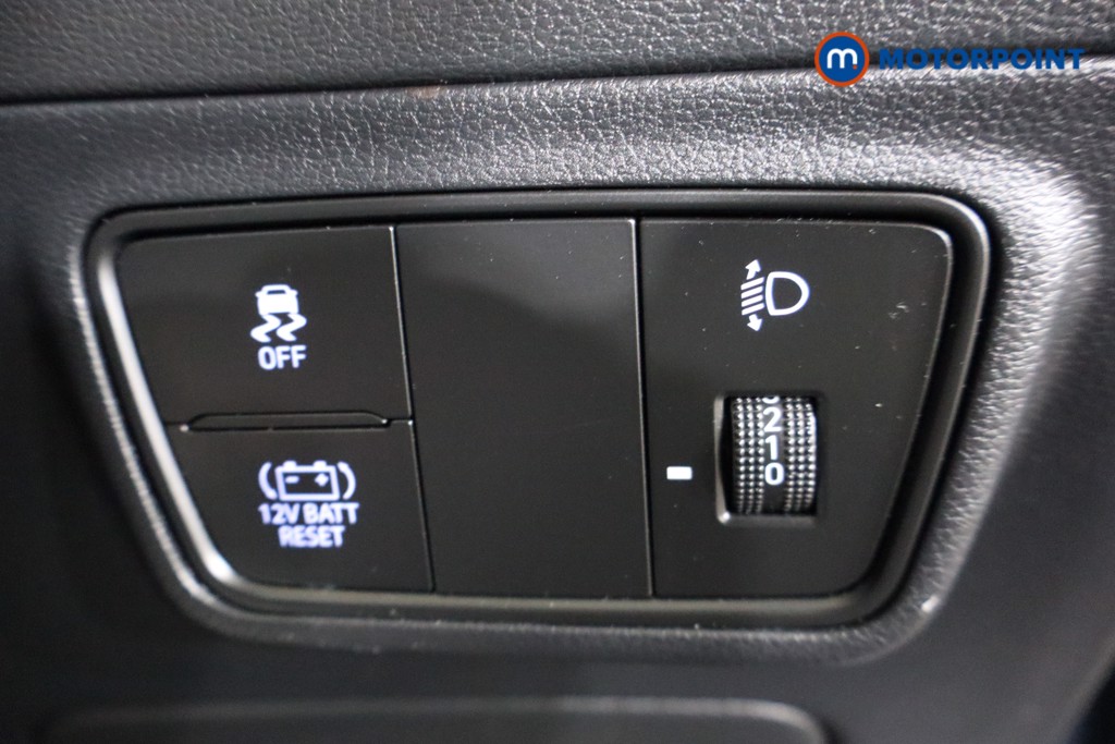 Hyundai Tucson Se Connect Automatic Petrol-Electric Hybrid SUV - Stock Number (1595183) - 18th supplementary image