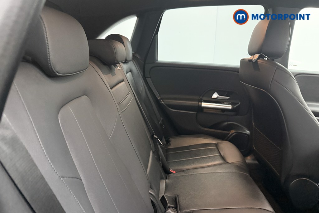 Mercedes-Benz B Class Sport Automatic Petrol Hatchback - Stock Number (1595563) - 15th supplementary image