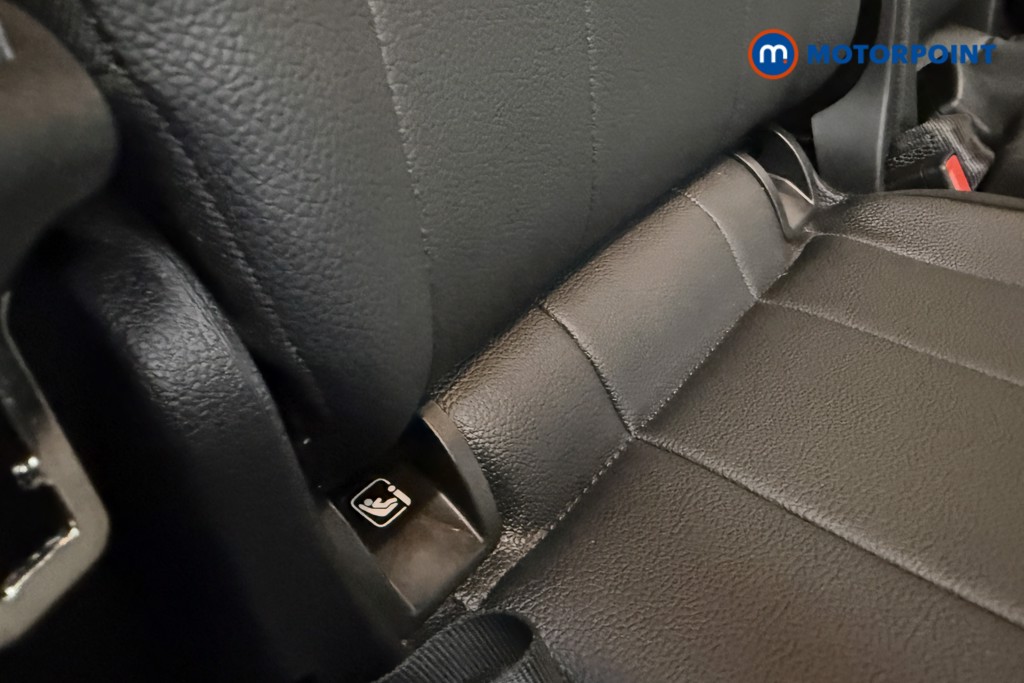 Mercedes-Benz B Class Sport Automatic Petrol Hatchback - Stock Number (1595563) - 16th supplementary image