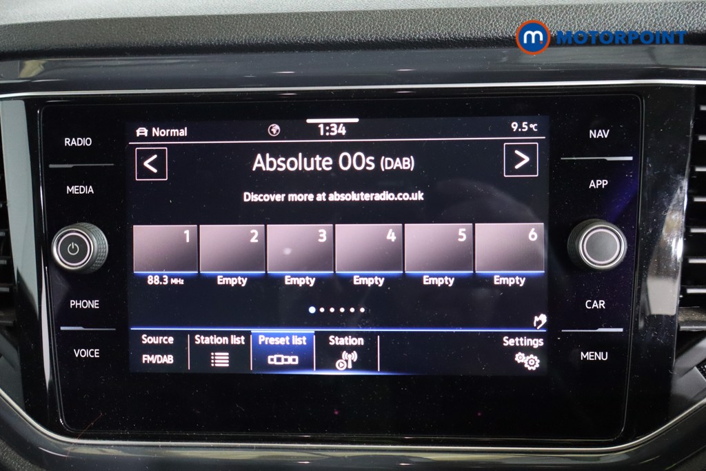 Volkswagen T-Roc SEL Manual Petrol SUV - Stock Number (1595728) - 5th supplementary image