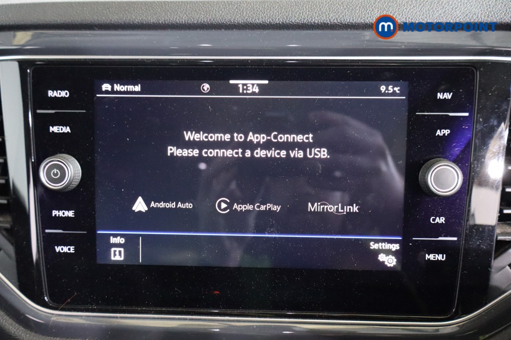 Volkswagen T-Roc SEL Manual Petrol SUV - Stock Number (1595728) - 9th supplementary image