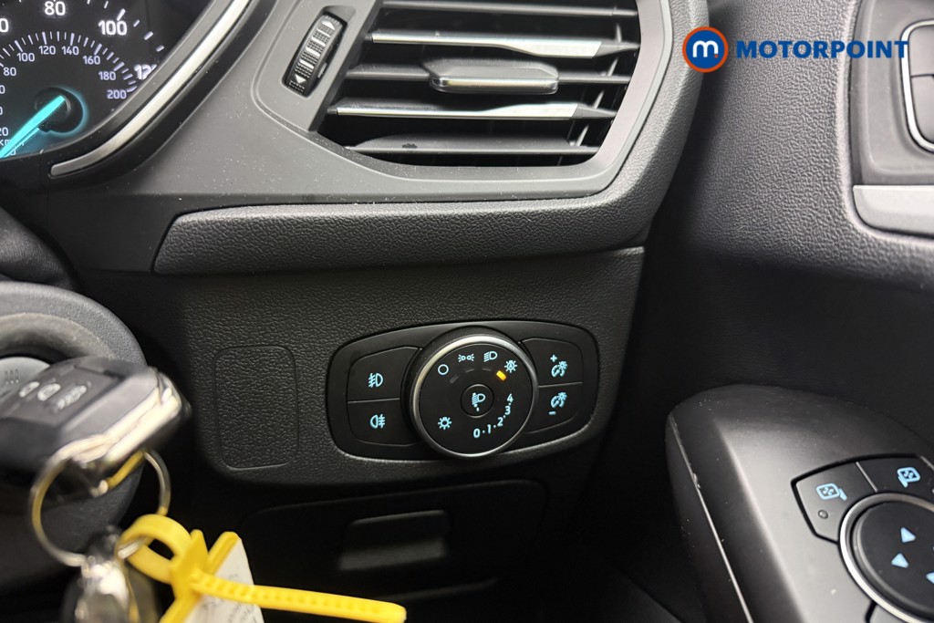 Ford Focus Zetec Manual Petrol Estate - Stock Number (1596269) - 9th supplementary image