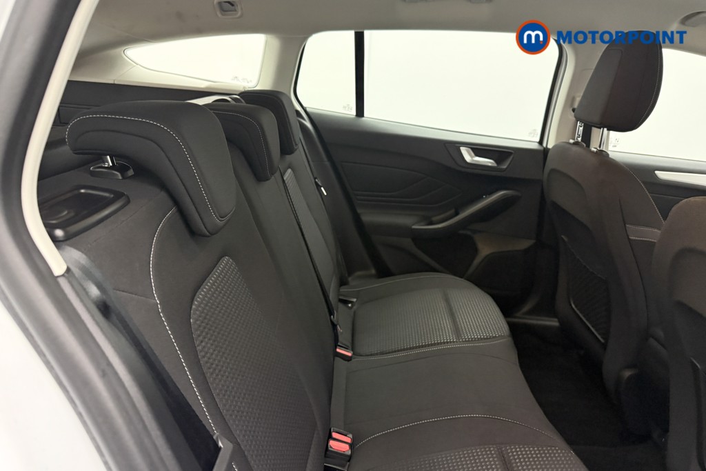 Ford Focus Zetec Manual Petrol Estate - Stock Number (1596269) - 14th supplementary image