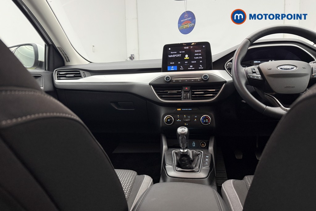 Ford Focus Zetec Manual Petrol Estate - Stock Number (1596269) - 16th supplementary image
