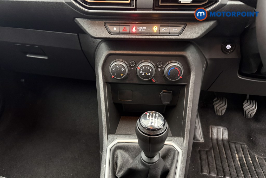 Dacia Sandero Stepway Expression Manual Petrol Hatchback - Stock Number (1597646) - 16th supplementary image
