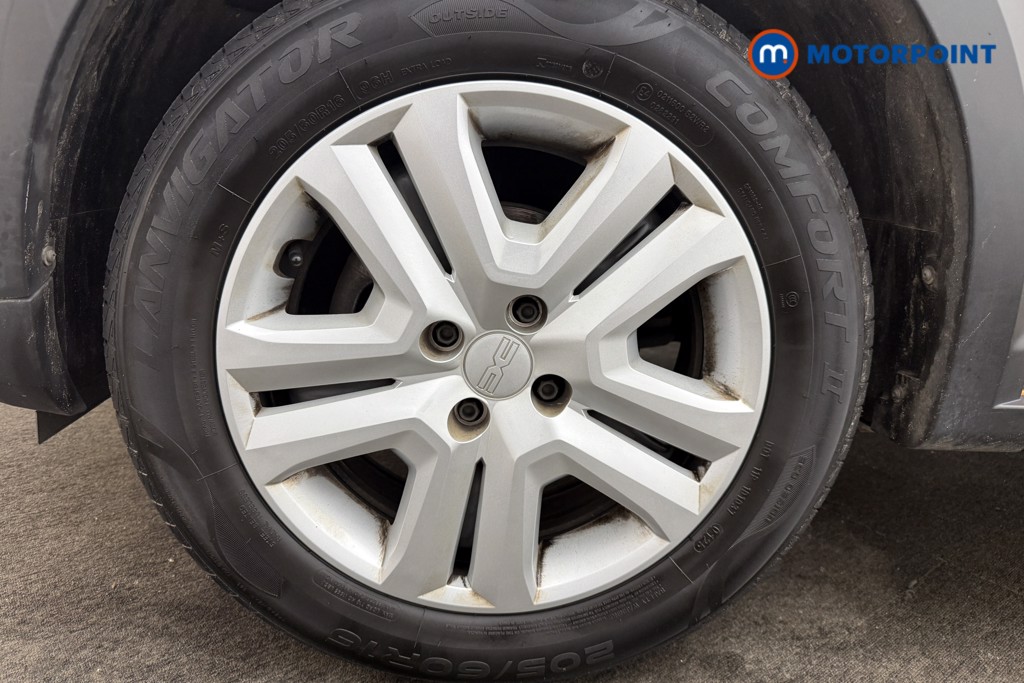 Dacia Sandero Stepway Expression Manual Petrol Hatchback - Stock Number (1597646) - 1st supplementary image