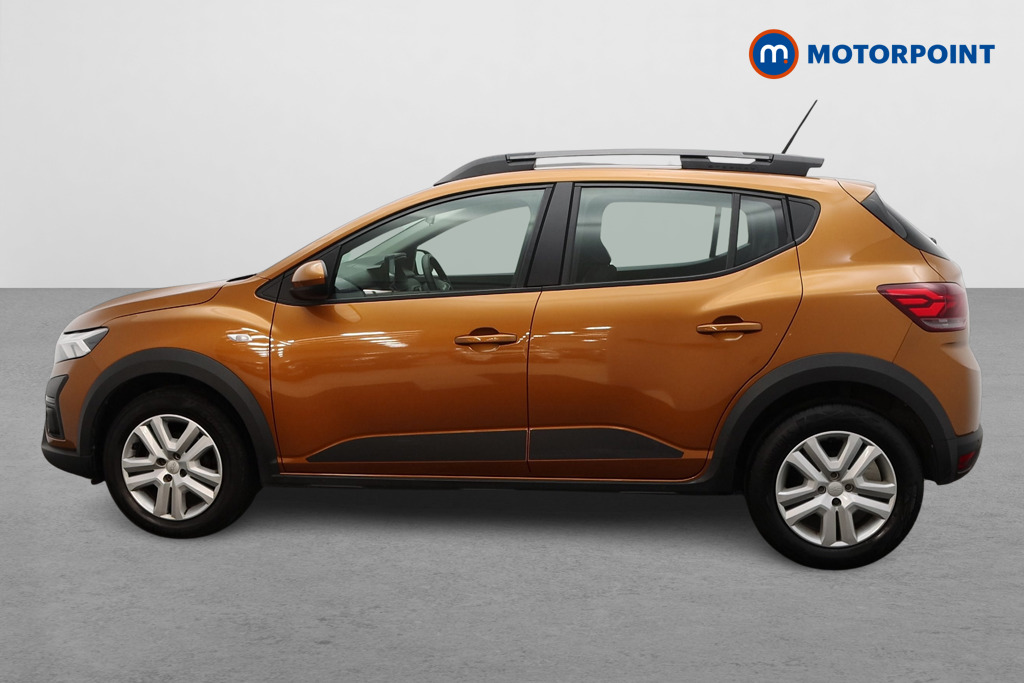 Dacia Sandero Stepway Expression Manual Petrol Hatchback - Stock Number (1597646) - Passenger side