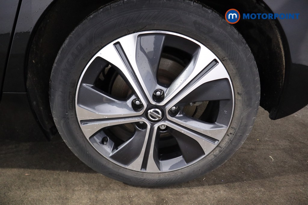 Nissan Leaf N-Connecta Automatic Electric Hatchback - Stock Number (1598527) - 21st supplementary image