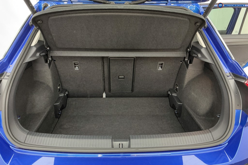 Volkswagen T-Roc Active Manual Petrol SUV - Stock Number (1599394) - 4th supplementary image