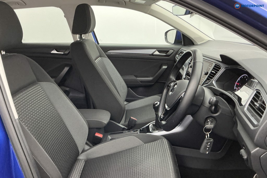 Volkswagen T-Roc Active Manual Petrol SUV - Stock Number (1599394) - 6th supplementary image