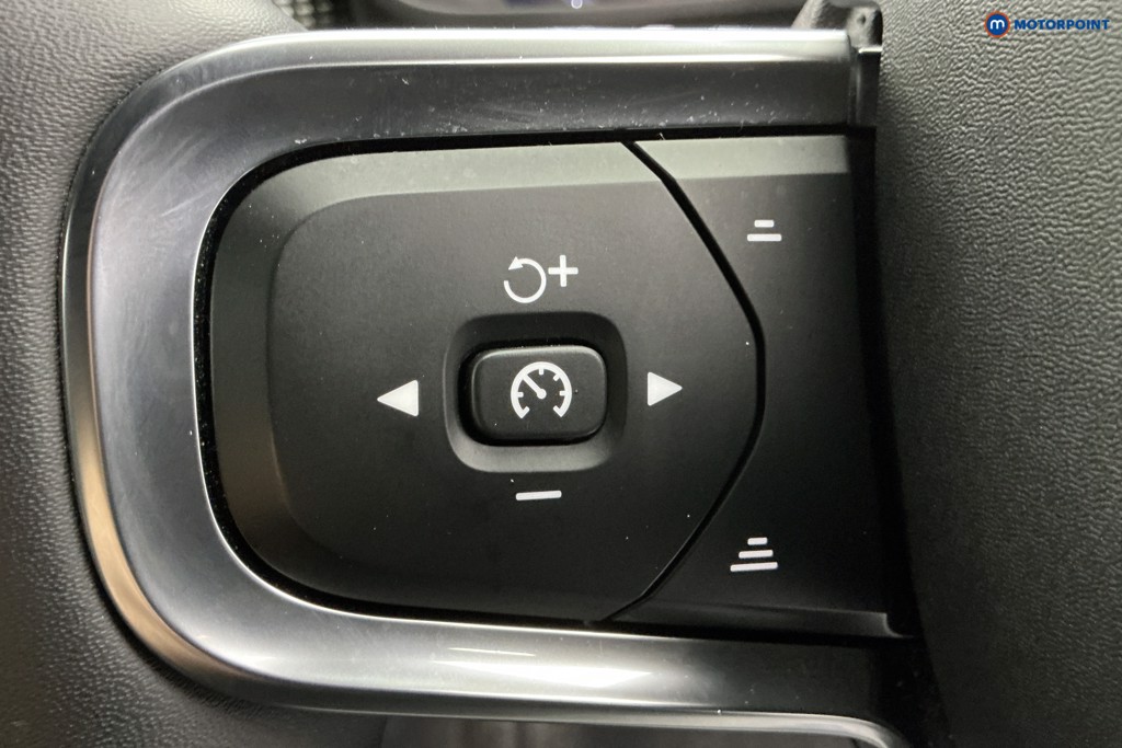 Volvo Xc40 R Design Pro Automatic Petrol Plug-In Hybrid SUV - Stock Number (1599400) - 19th supplementary image