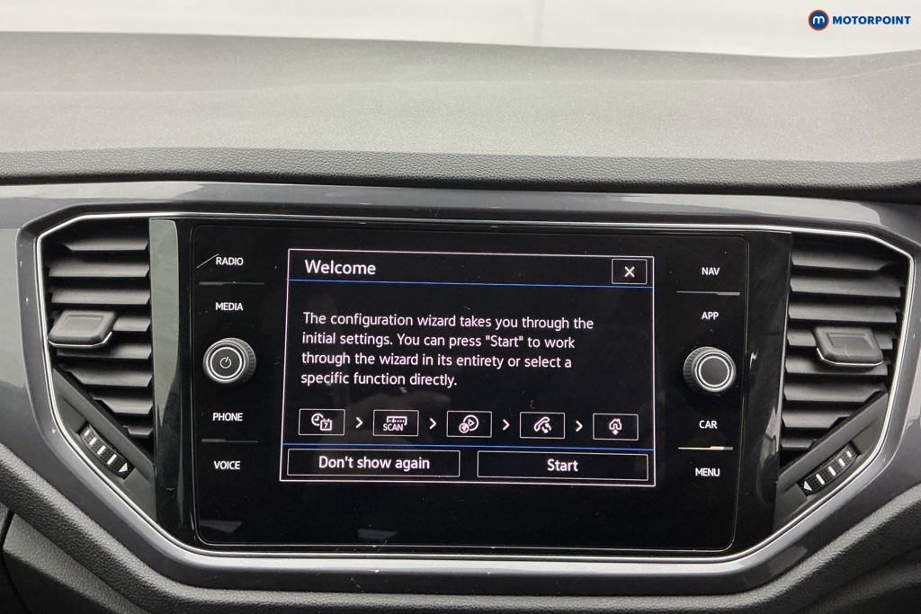 Volkswagen T-Roc R-Line Manual Petrol SUV - Stock Number (1599471) - 2nd supplementary image