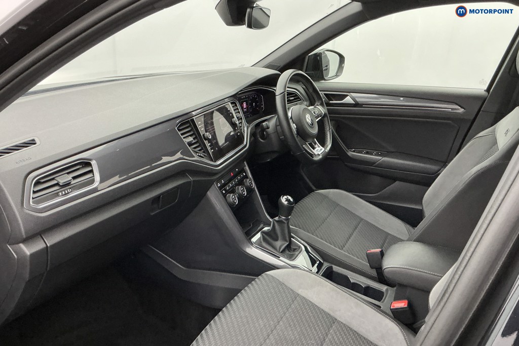 Volkswagen T-Roc R-Line Manual Petrol SUV - Stock Number (1599471) - 9th supplementary image