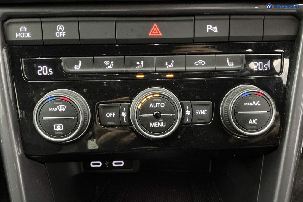 Volkswagen T-Roc R-Line Manual Petrol SUV - Stock Number (1599471) - 17th supplementary image