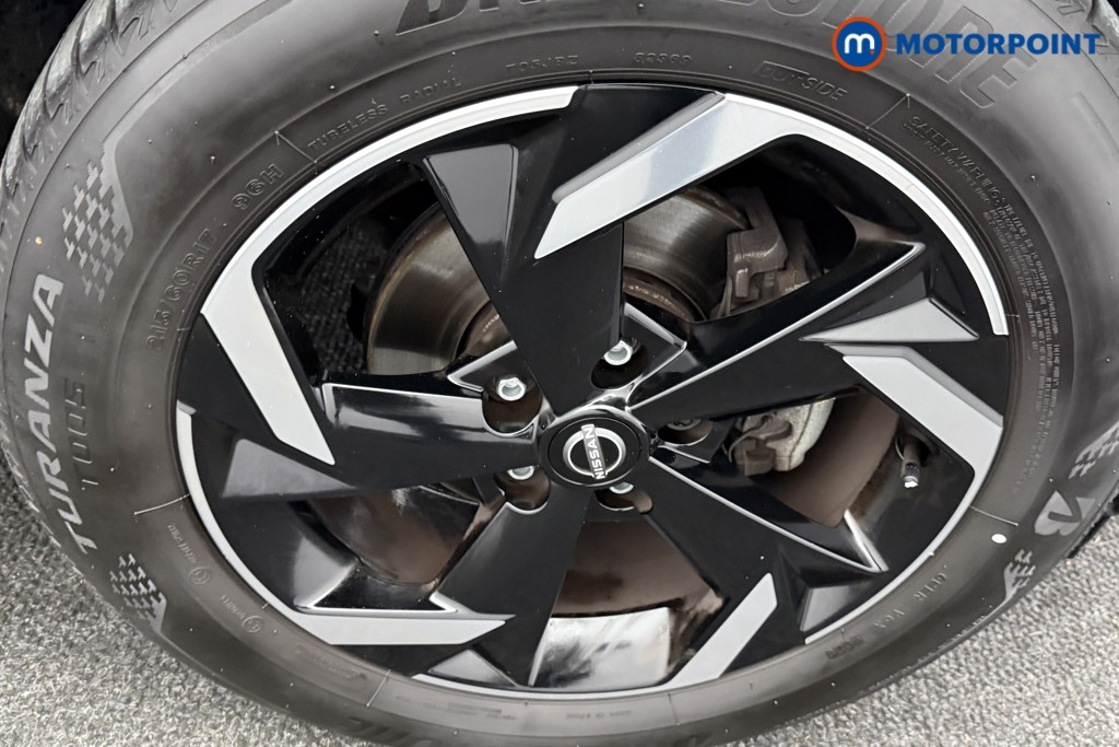 Nissan Juke N-Connecta Automatic Petrol SUV - Stock Number (1601132) - 32nd supplementary image