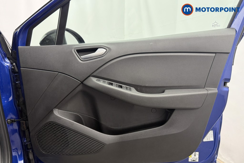 Renault Clio Evolution Manual Petrol Hatchback - Stock Number (1601223) - 19th supplementary image