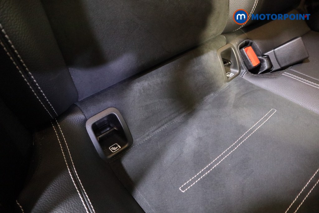 Mercedes-Benz A Class Amg Line Premium Plus Edition Automatic Petrol Hatchback - Stock Number (1602453) - 17th supplementary image