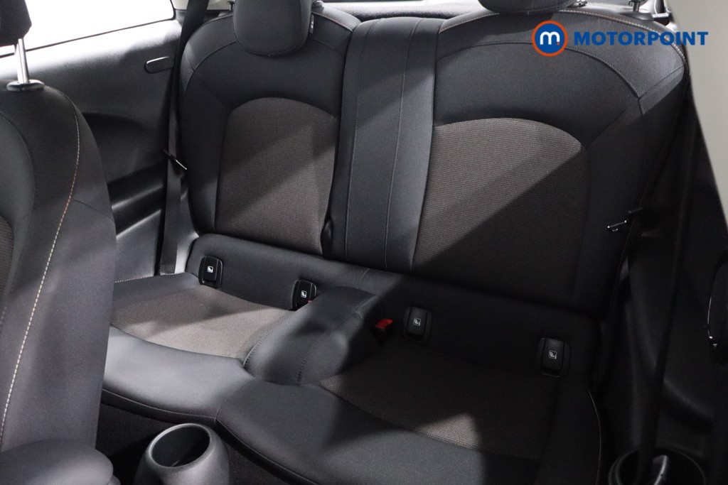 Mini Hatchback Cooper Classic Automatic Petrol Hatchback - Stock Number (1602808) - 5th supplementary image