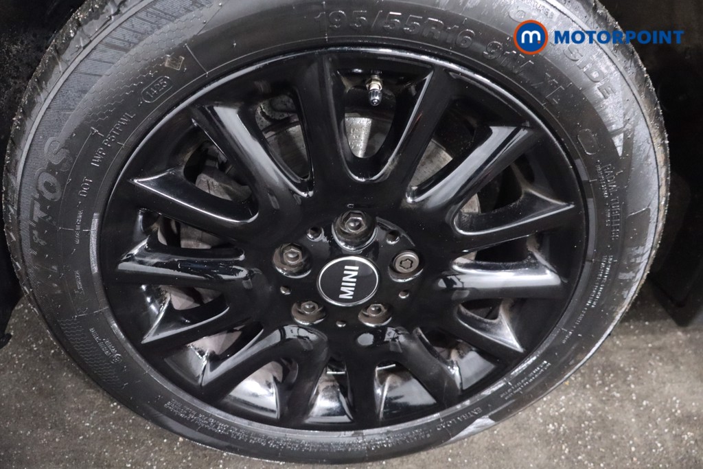 Mini Hatchback Cooper Classic Automatic Petrol Hatchback - Stock Number (1602808) - 12th supplementary image