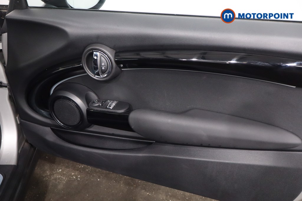 Mini Hatchback Cooper Classic Automatic Petrol Hatchback - Stock Number (1602808) - 25th supplementary image