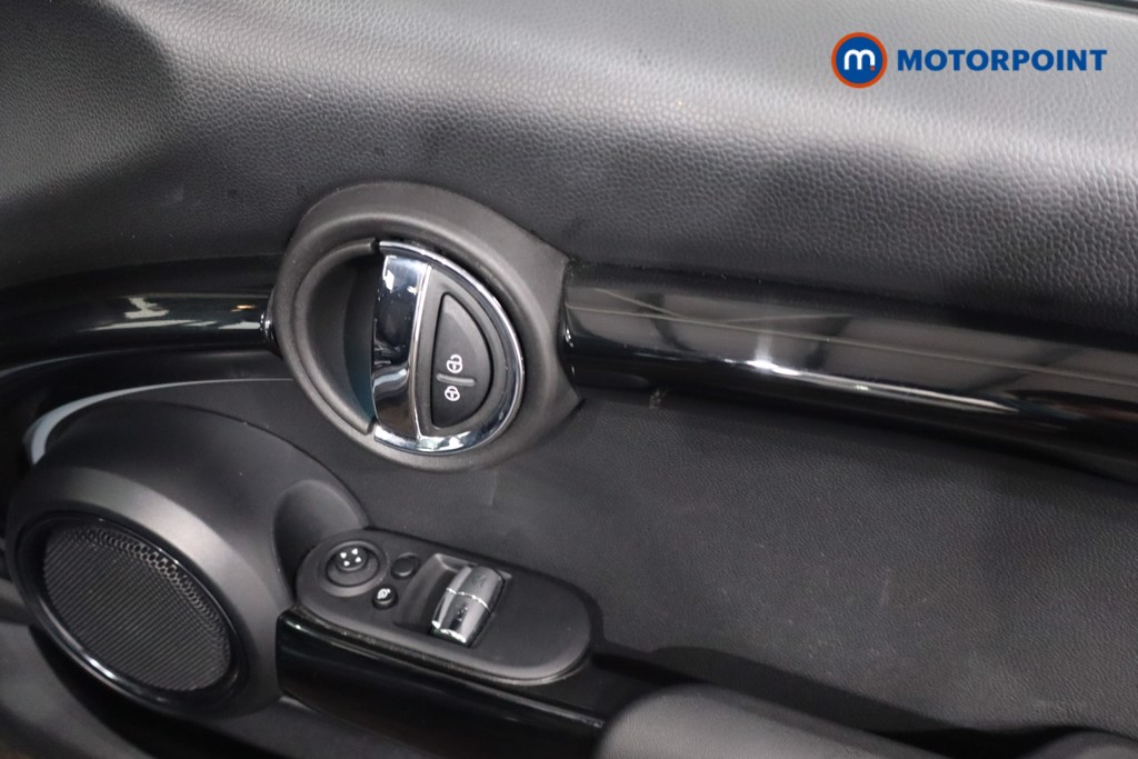 Mini Hatchback Cooper Classic Automatic Petrol Hatchback - Stock Number (1602808) - 26th supplementary image