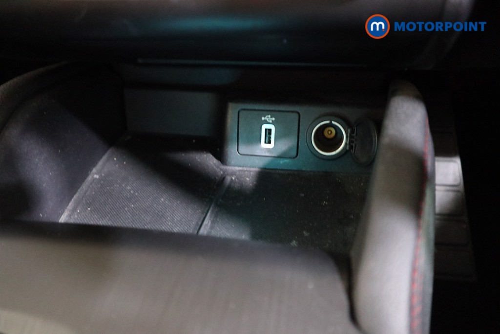 Ford Focus St-Line X Automatic Petrol Hatchback - Stock Number (1603509) - 11th supplementary image