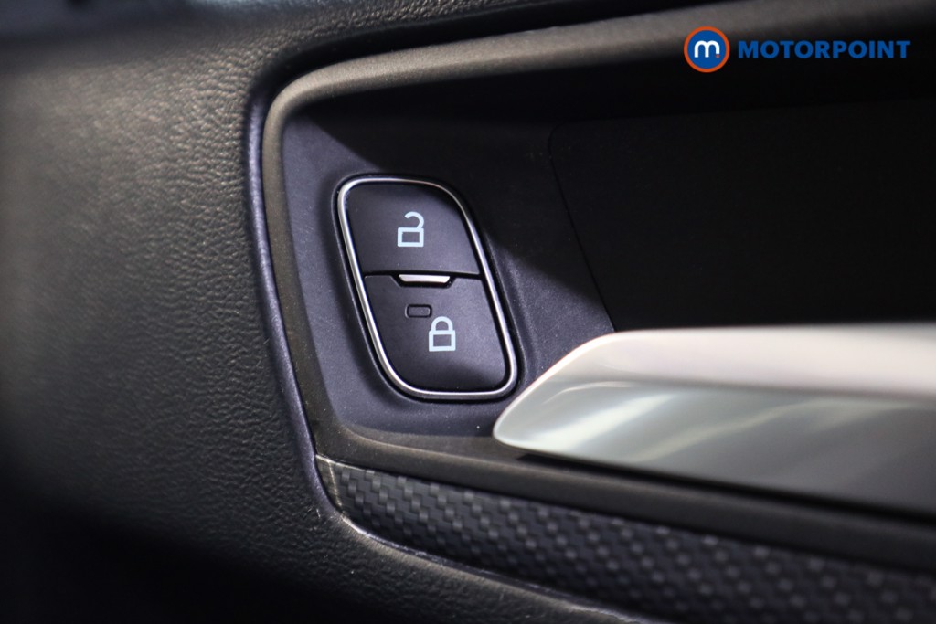 Ford Focus St-Line X Automatic Petrol Hatchback - Stock Number (1603509) - 13th supplementary image